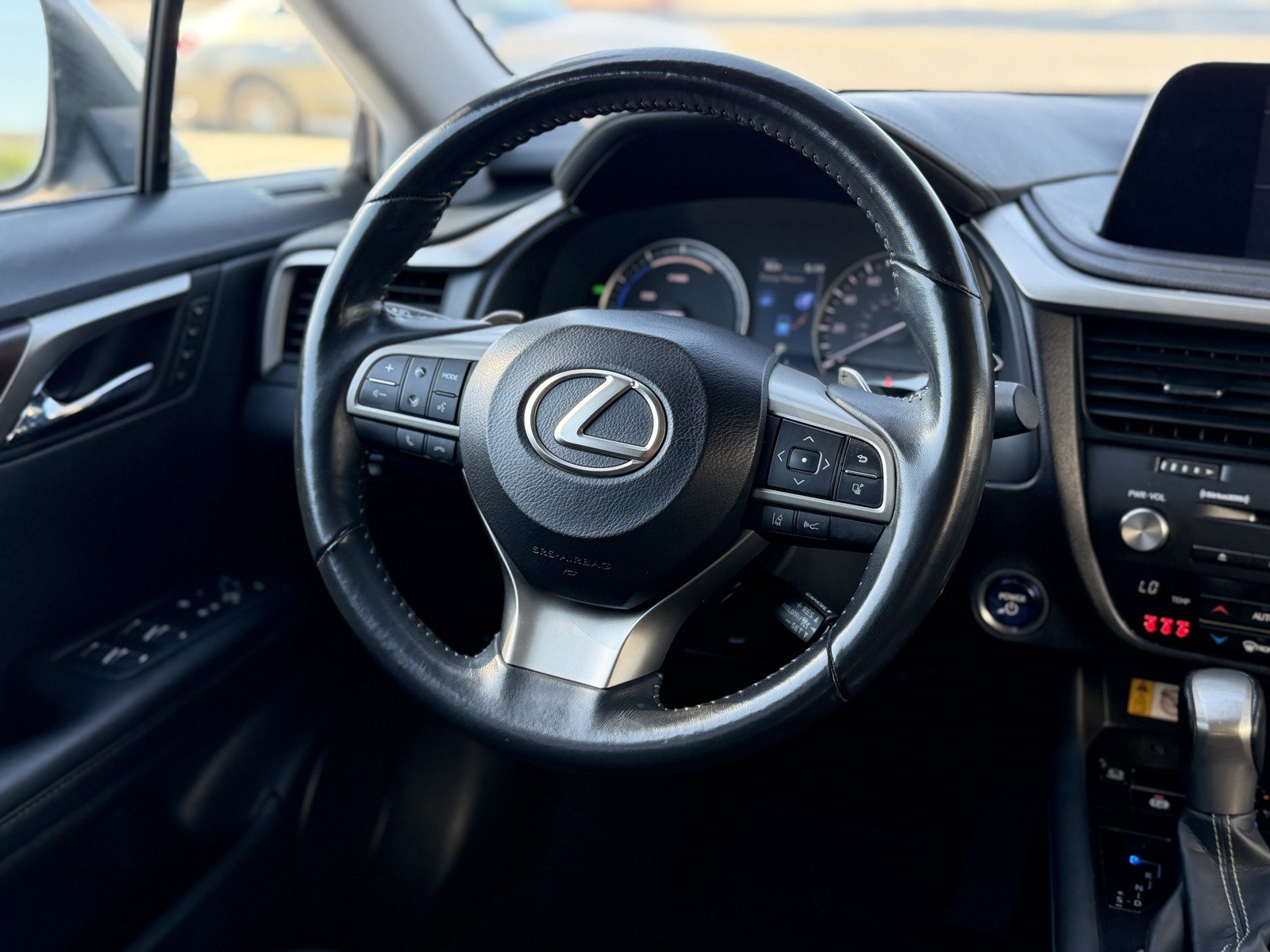 Used 2022 Lexus RX 450h AWD w/ Premium Package image 12