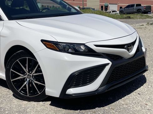 Used 2024 Toyota Camry SE w/ Convenience Package image 29
