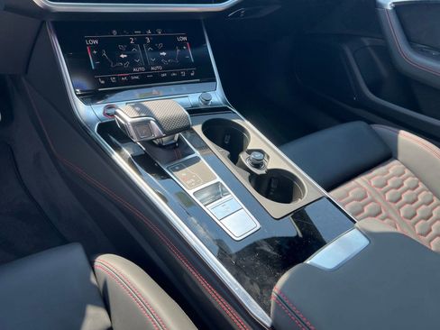 New 2025 Audi RS 7 Performance image 17