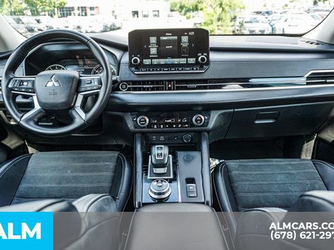 Used 2024 Mitsubishi Outlander SE FWD image 28