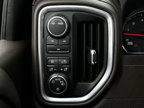 Used 2022 Chevrolet Silverado 2500 LT w/ Convenience Package AWD/4WD image 28