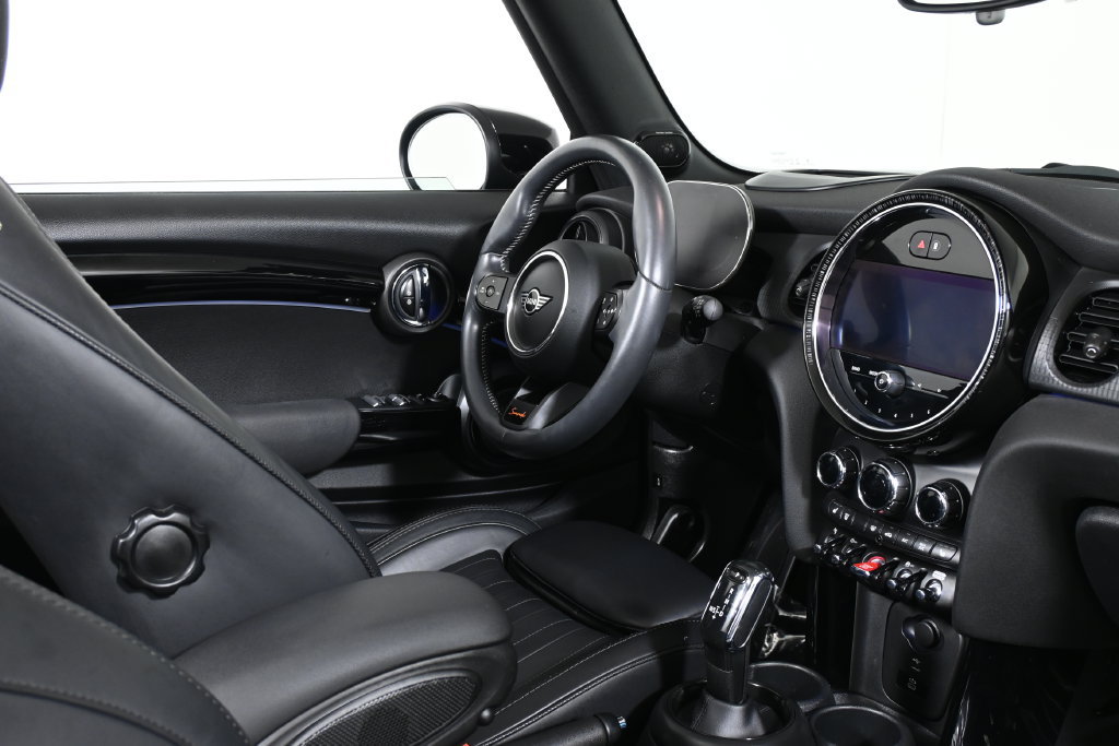 Used 2024 MINI Cooper S w/ Seaside Edition FWD image 34