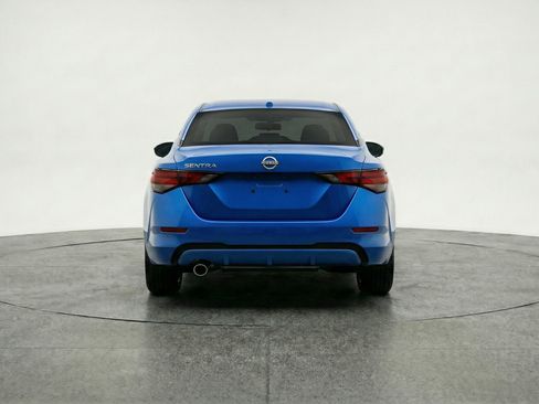 Used 2025 Nissan Sentra SV image 7