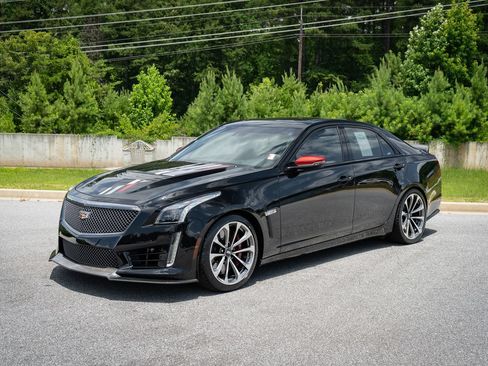 Used 2018 Cadillac CTS V RWD image 11