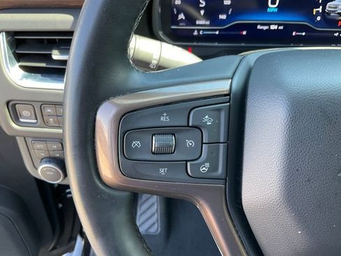 Used 2023 Chevrolet Suburban High Country w/ Premium Package 2 AWD/4WD image 12