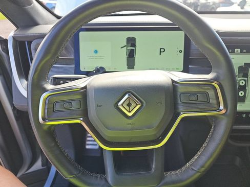 Used 2022 Rivian R1T Adventure AWD/4WD image 4
