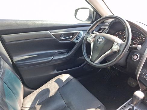 Used 2015 Nissan Altima 2.5 SL w/ Moonroof Package FWD image 22