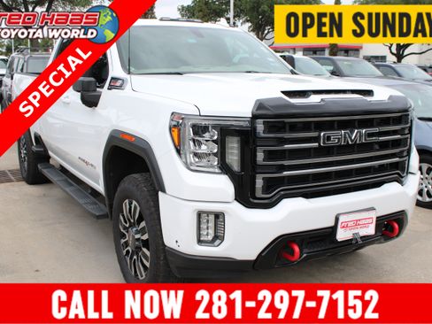 Used 2021 GMC Sierra 2500 AT4 AWD/4WD image 1