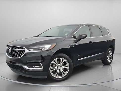 Used 2018 Buick Enclave Avenir w/ Avenir Technology Package image 2