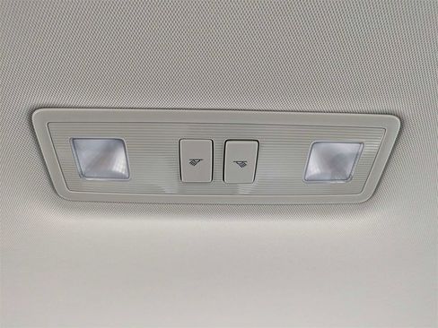 Used 2025 Volkswagen Taos S image 24