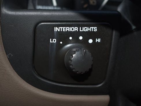 Used 1998 Saturn S-Series SC1 image 15