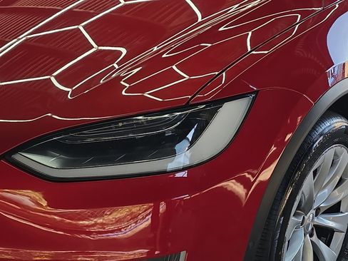 Used 2016 Tesla Model X Performance AWD/4WD image 30