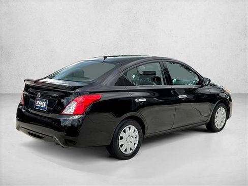 Used 2019 Nissan Versa SV FWD image 2