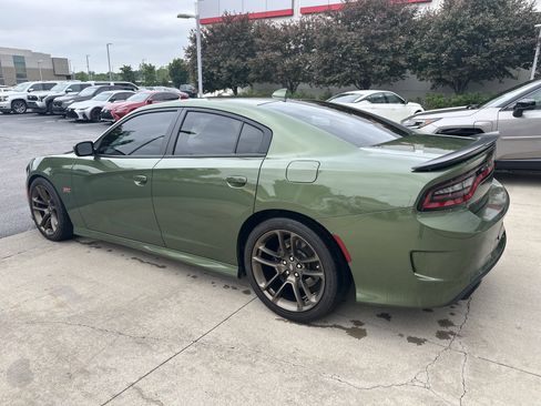 Used 2021 Dodge Charger Scat Pack w/ Dynamics Package RWD image 7