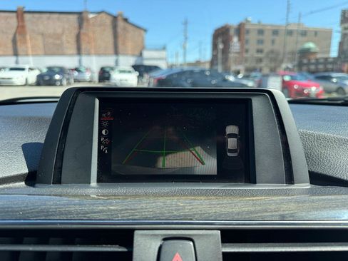 Used 2017 BMW 330i Sedan image 11