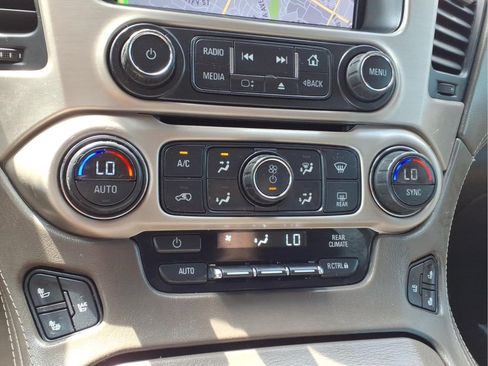 Used 2015 GMC Yukon Denali w/ Open Road Package AWD/4WD image 23