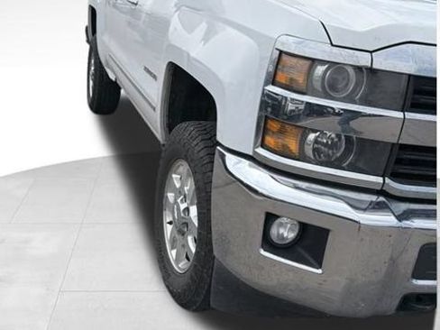 Used 2015 Chevrolet Silverado 2500 LTZ w/ Z71 Package, Off-Road AWD/4WD image 3