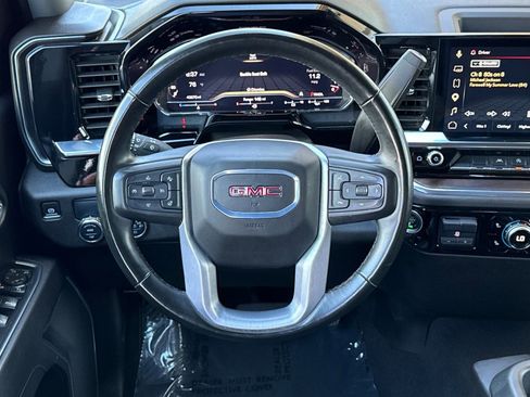 Certified 2025 GMC Sierra 1500 SLT RWD image 15