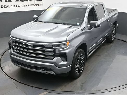 Used 2026 Chevrolet Silverado 1500 High Country AWD/4WD image 45
