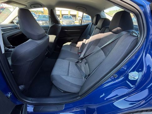 Used 2025 Toyota Camry LE image 30