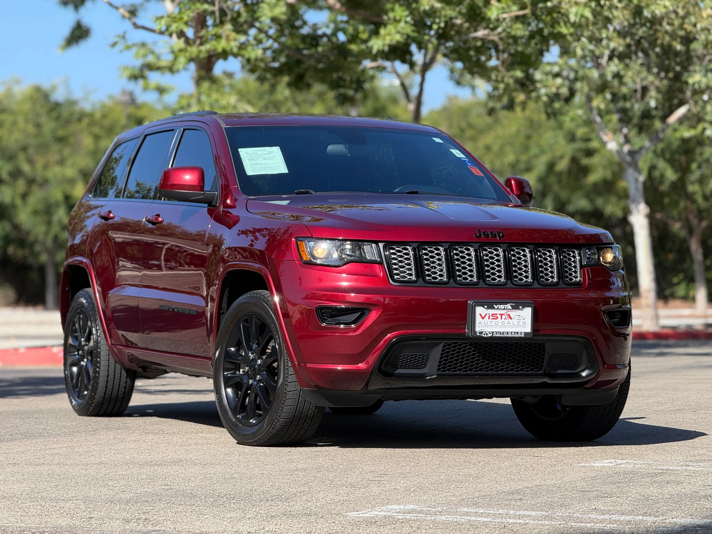 Used 2021 Jeep Grand Cherokee Laredo X RWD image 33