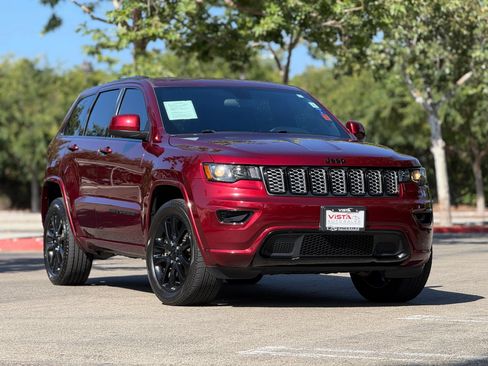Used 2021 Jeep Grand Cherokee Laredo X RWD image 33
