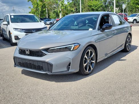 Certified 2025 Honda Civic Sport image 3