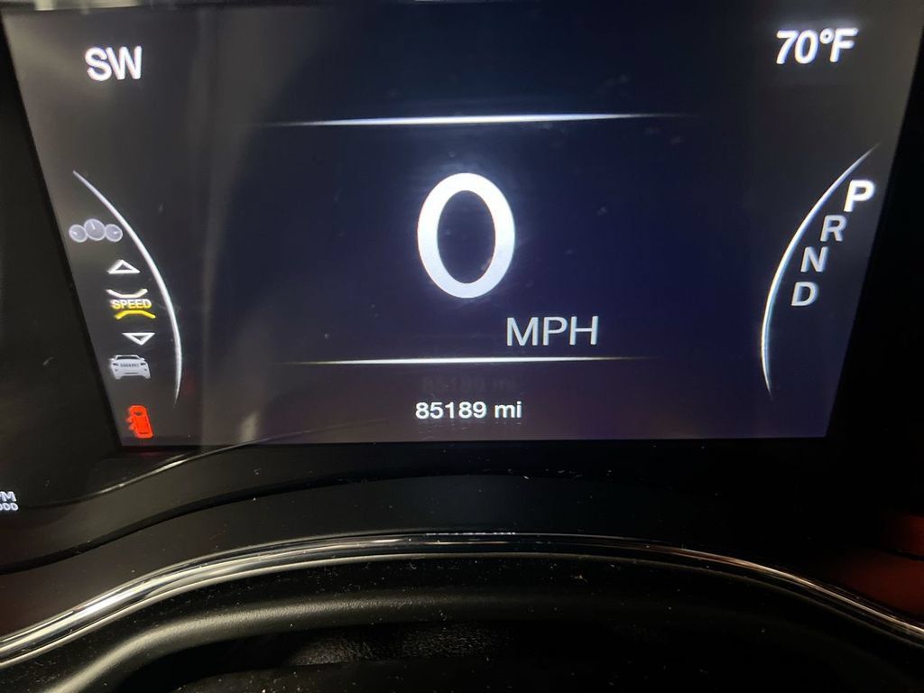 Used 2020 Jeep Grand Cherokee Laredo w/ Quick Order Package 2BN North AWD/4WD image 13