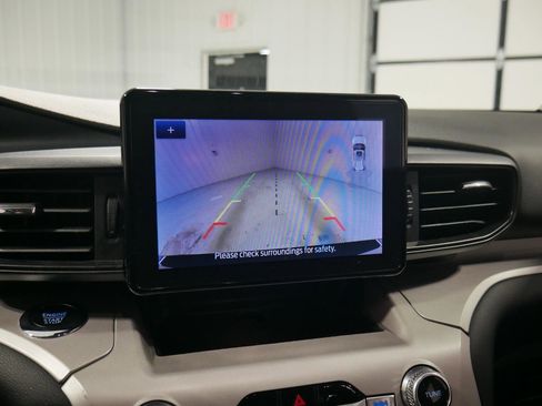 Certified 2023 Ford Explorer XLT image 23