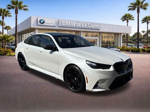 New 2026 BMW M5 w/ Carbon Package image 1