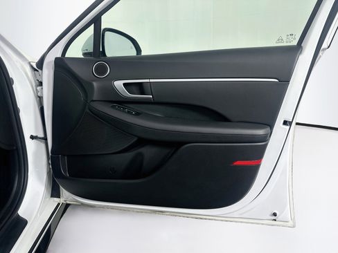 Used 2025 Hyundai Sonata SEL FWD image 32