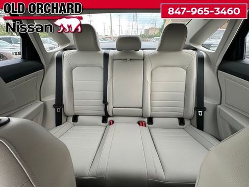 Used 2023 Volkswagen Jetta SE image 10