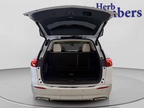 Used 2023 Buick Enclave Essence w/ Experience Buick Package image 7