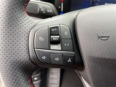 Used 2025 Ford Escape ST-Line w/ Equipment Group 301A image 20