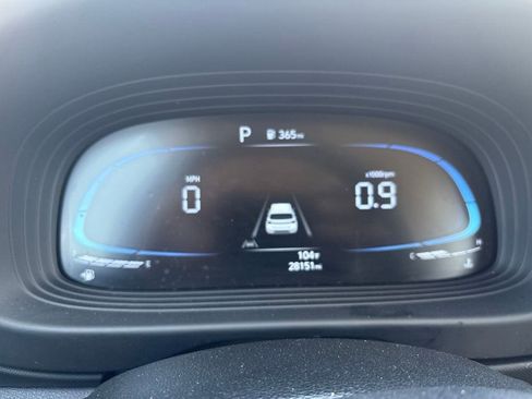 Used 2025 Hyundai Venue SEL FWD image 18