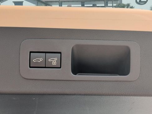Certified 2026 Lexus LX 600 4WD w/ Accessory Package (Z1) image 29