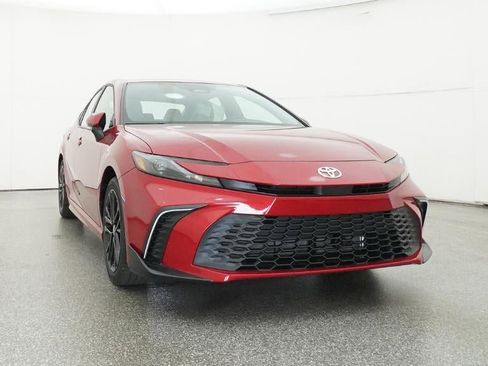 New 2026 Toyota Camry SE FWD image 30