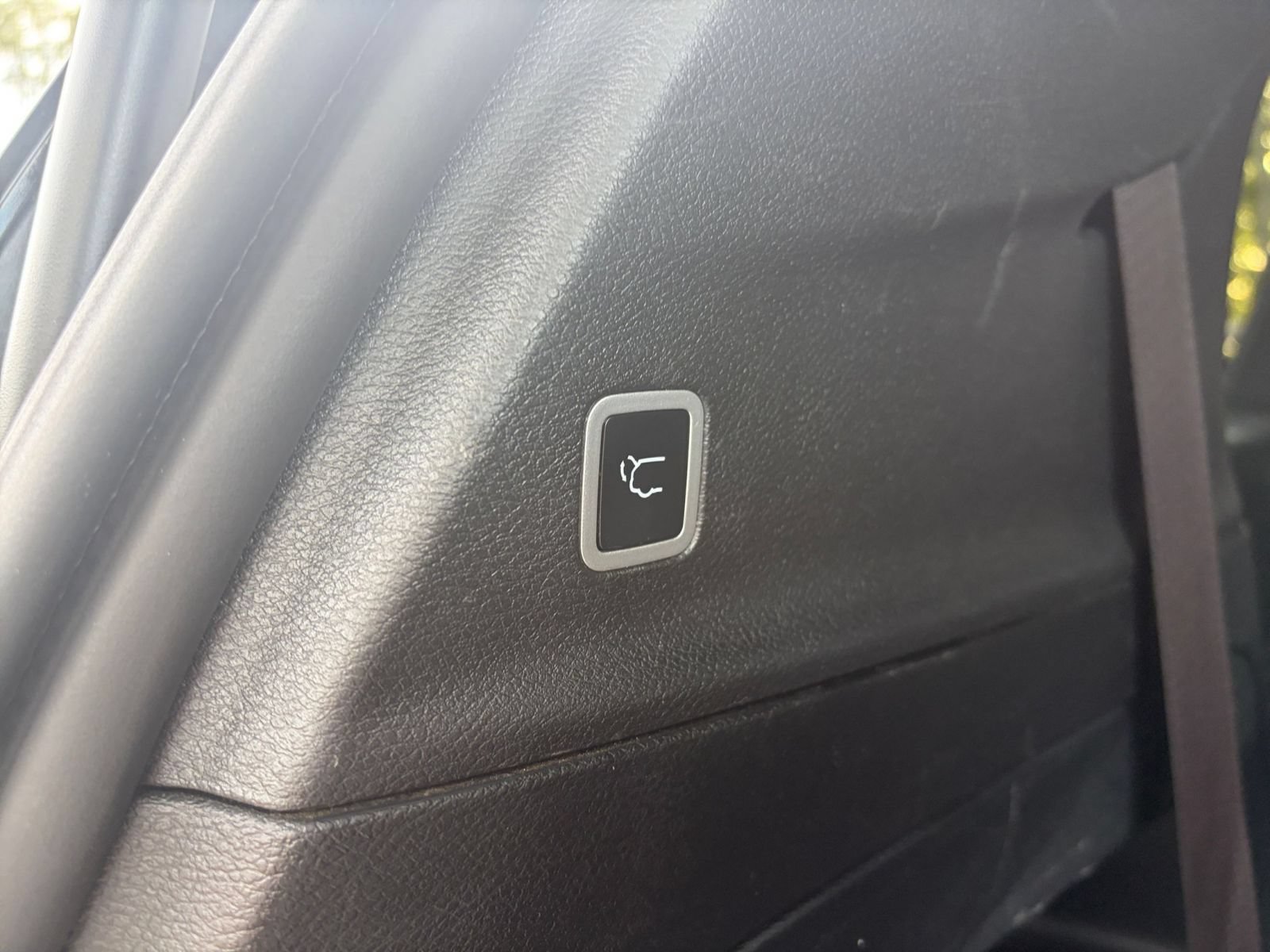 Used 2025 Chrysler Pacifica Select FWD image 22