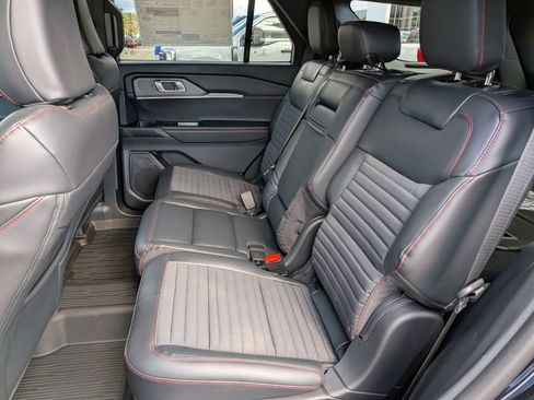 New 2026 Ford Explorer ST-Line RWD image 9