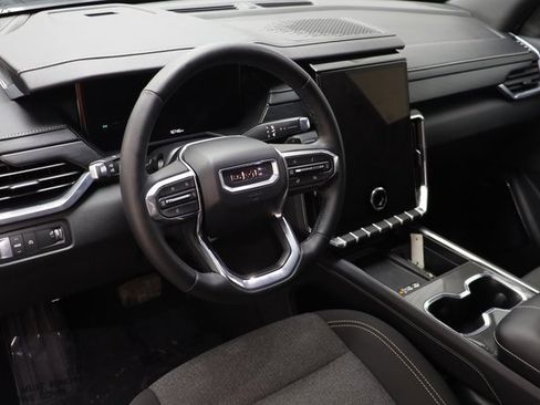 Used 2025 GMC Acadia Elevation image 7