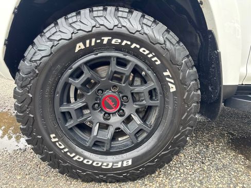 Used 2022 Toyota 4Runner TRD Pro AWD/4WD image 10