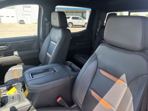 Used 2022 GMC Sierra 1500 AT4 w/ AT4 Premium Package AWD/4WD image 10