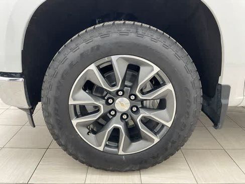 Certified 2023 Chevrolet Silverado 1500 LT AWD/4WD image 7
