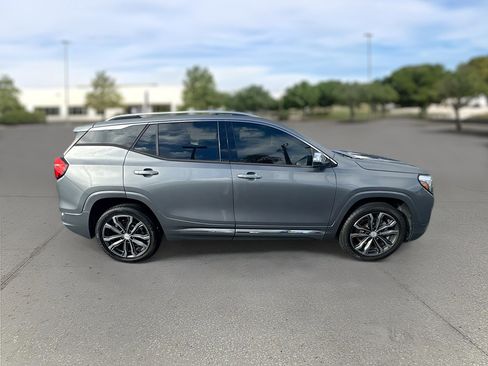 Used 2019 GMC Terrain Denali w/ Driver Alert Package II image 9