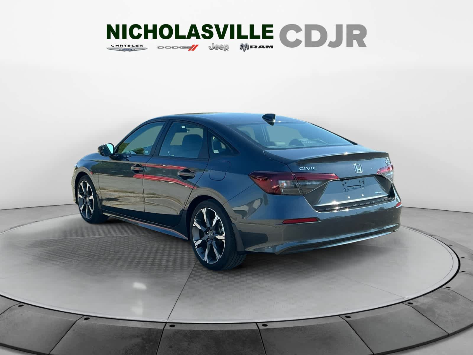 Used 2025 Honda Civic Sport Touring image 3