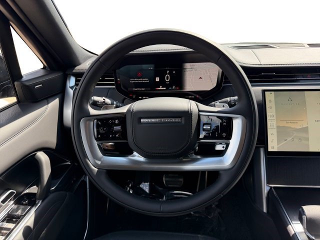 New 2026 Land Rover Range Rover Long Wheelbase SE AWD/4WD image 13