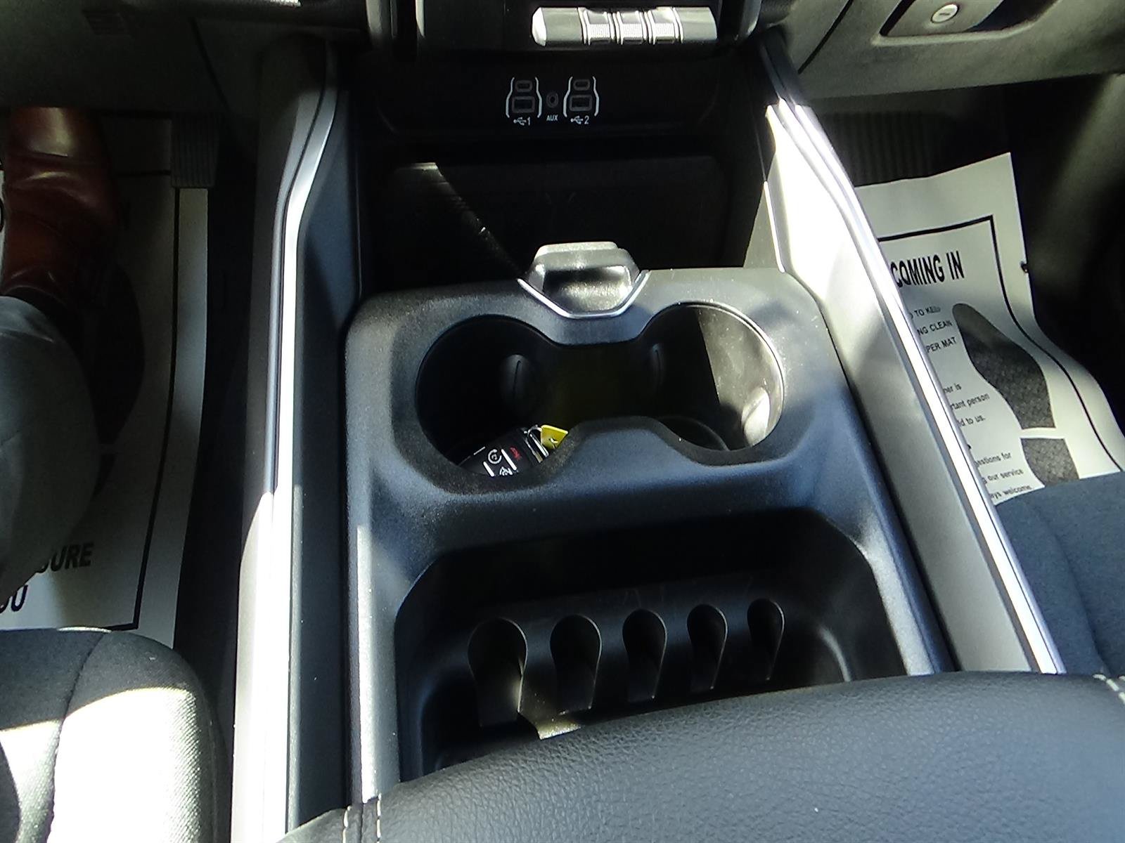 Used 2025 RAM 1500 Big Horn AWD/4WD image 36
