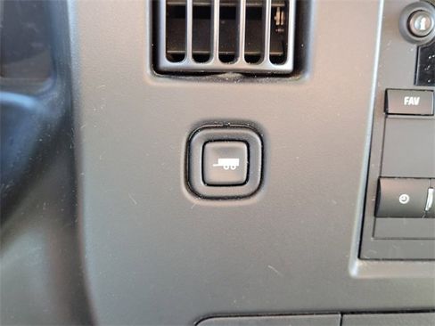 Used 2022 GMC Savana 3500 LS w/ Chrome Appearance Package image 25