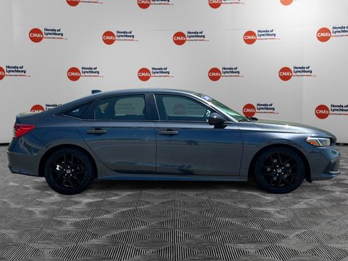 Used 2024 Honda Civic Sport image 6
