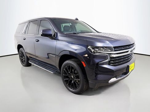 Used 2023 Chevrolet Tahoe LT w/ Luxury Package AWD/4WD image 4